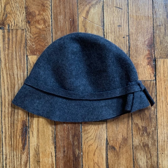 Banana Republic | gray hat - Picture 2 of 7
